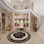 فيلة Lionea
