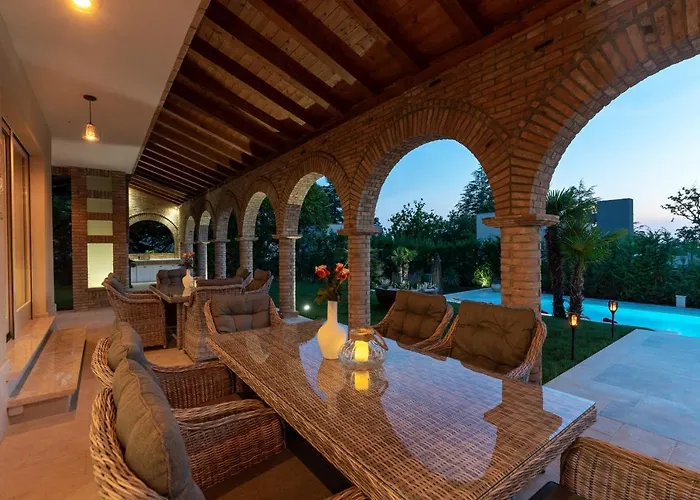 Lionea * Πόρετς