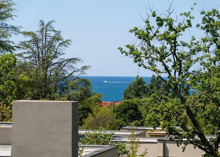 Lionea Βίλα Πόρετς